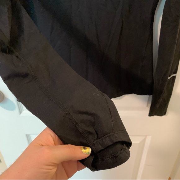 Nike black dri-fit pullover half zip top - Picture 4 of 5